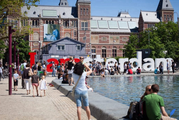 تحصیل در دانشگاه های آمستردام