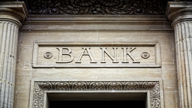 بانک‌های مورد تایید سفارت انگلیس برای ارائه تمکن مالی