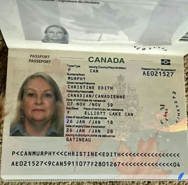صفحه اصلی و اول پاسپورت کانادا