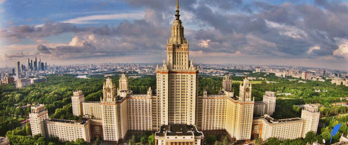 دانشگاه لومونوسوف یکی از بهترین دانشگاه های مسکو محسوب می‌شود.