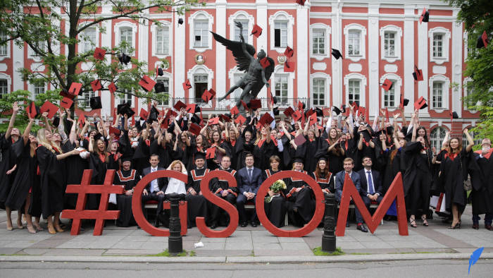 دانشگاه سنت پترزبورگ یکی از بهترین دانشگاه های روسیه در سال 2021 است.