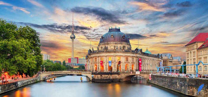 دانشگاه فناوری برلین یکی از بهترین دانشگاه های اروپا محسوب می شود.